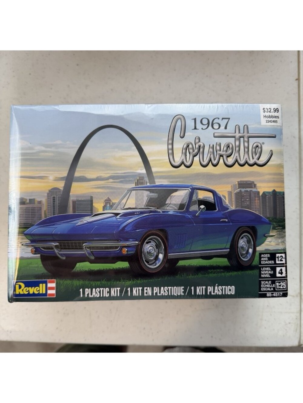 Revell 1967 Corvette Coupe 1/25 Car Model Kit NEW In Original Packaging